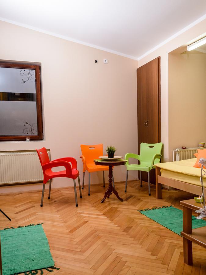 Hostel White Town Belgrade Exterior photo